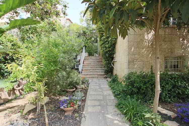 דירת 5 חדרים למכירה בדרך בית לחם בקעה ירושלים
