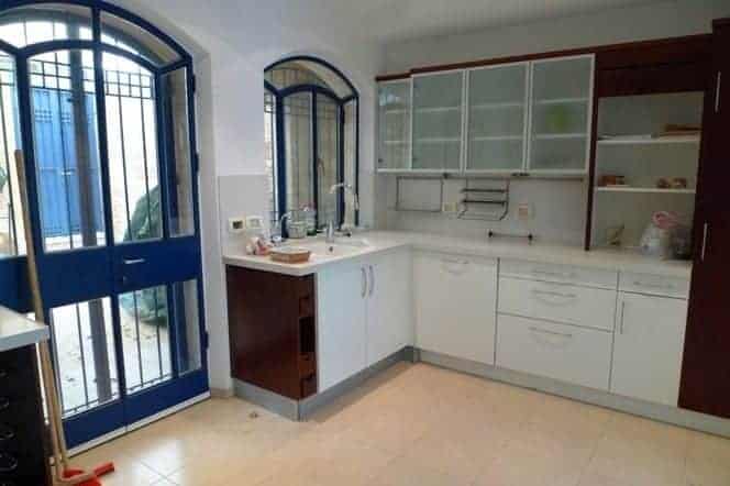 House for sale in Yemin moshe Jerusalem