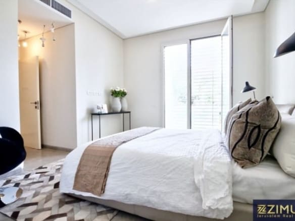 Park.eight.baka.jerusalem.for.sale.3br