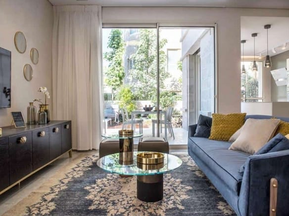 Garden apartment for sale in Baka Jerusalem