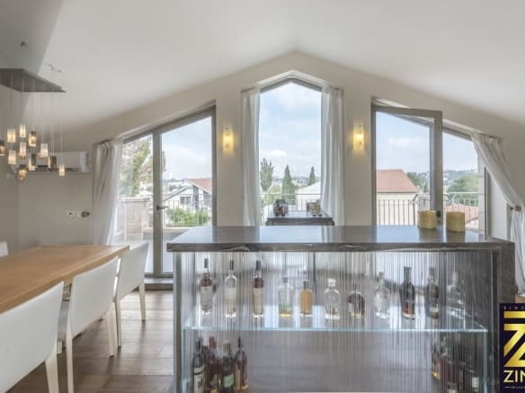 Jerusalem Luxury Penthouse for sale in Baka