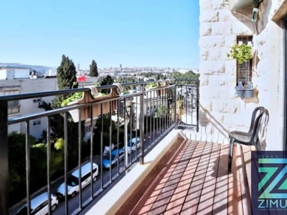 Rechavia.2br.for.sale.Jerusalem