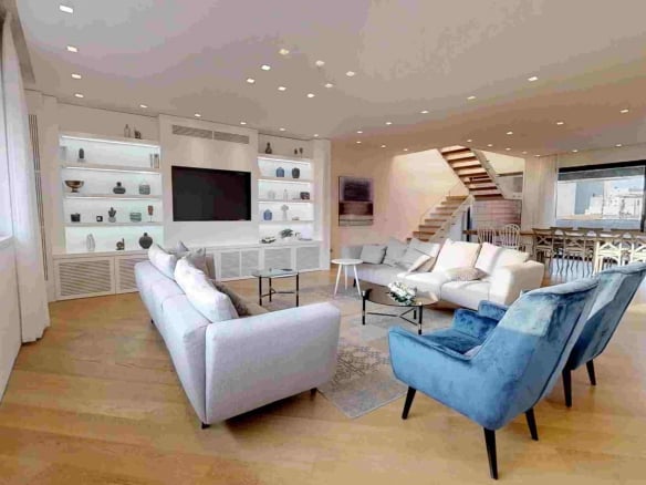 Large Penthouse with private roof for sale Jerusalem
