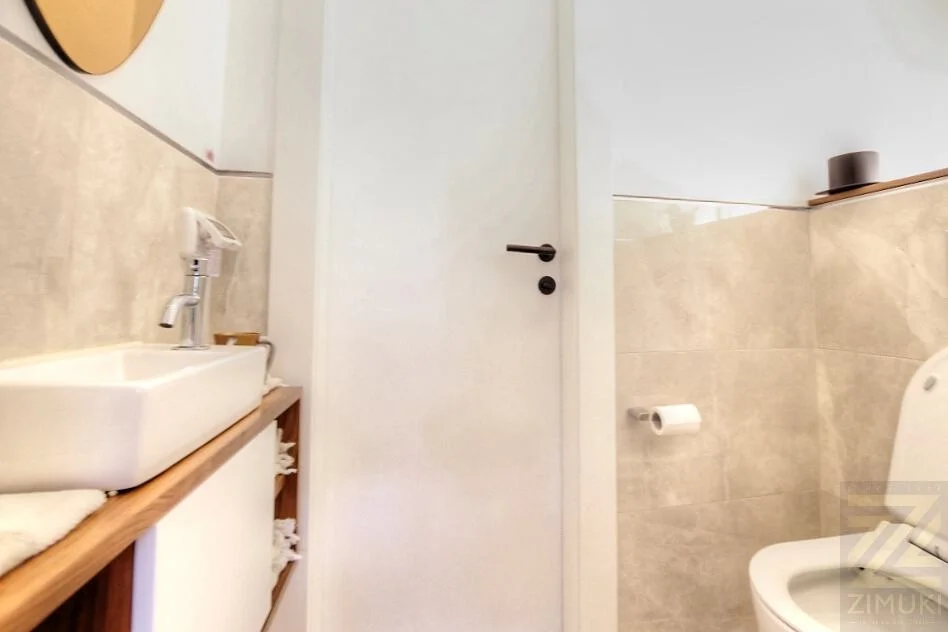 Vacation.rental.airbnb.Rechavia