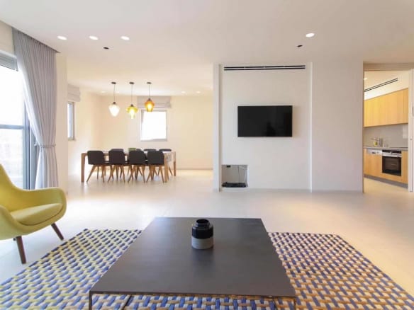 Vacation.rental.apartment.4br.david.crown.Jerusalem