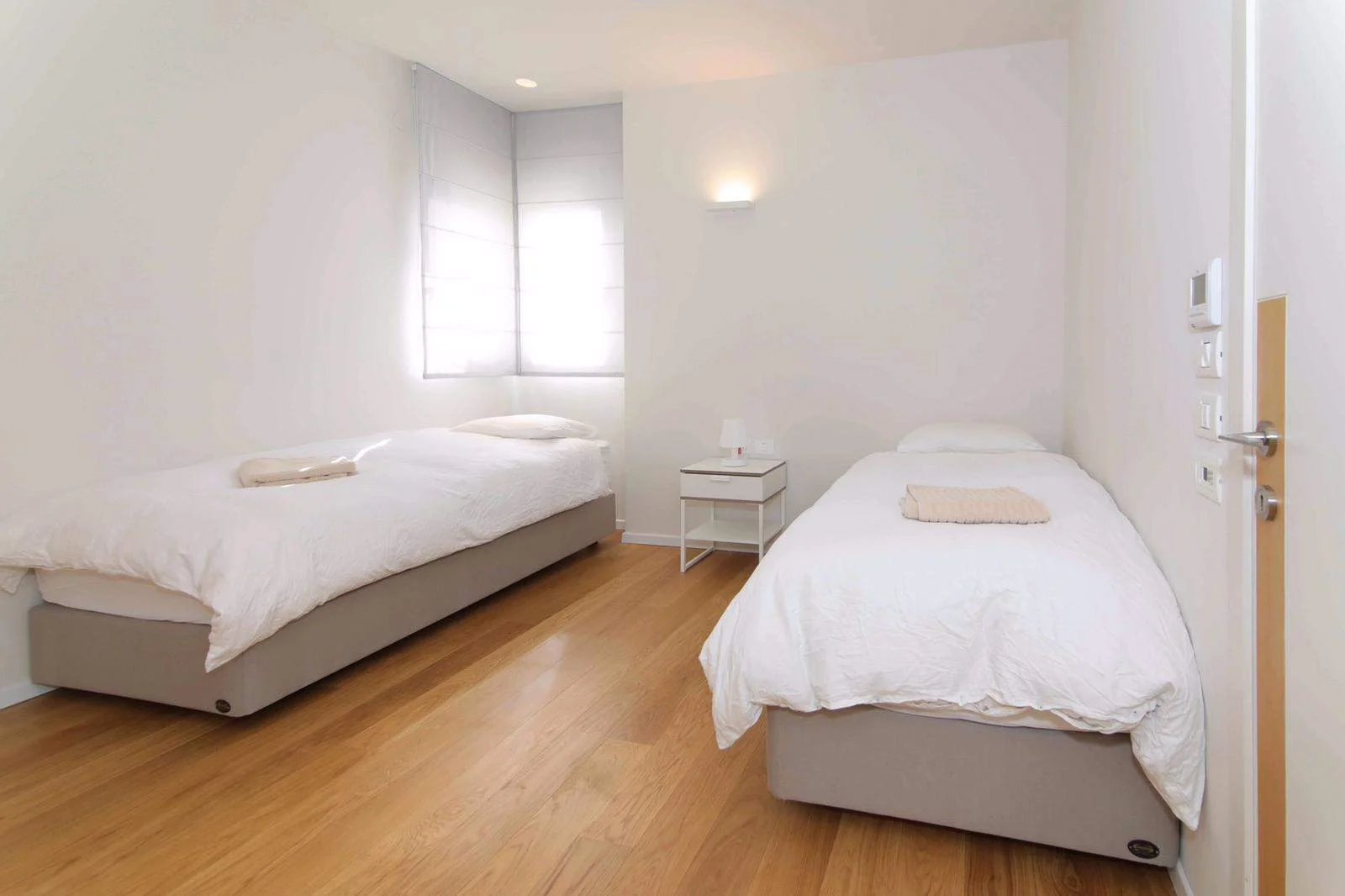 Vacation.rental.apartment.4br.david.crown.Jerusalem