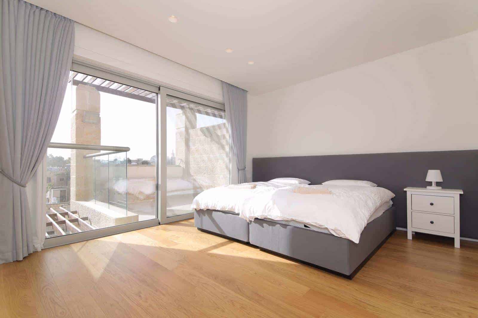 Vacation.rental.apartment.4br.david.crown.Jerusalem