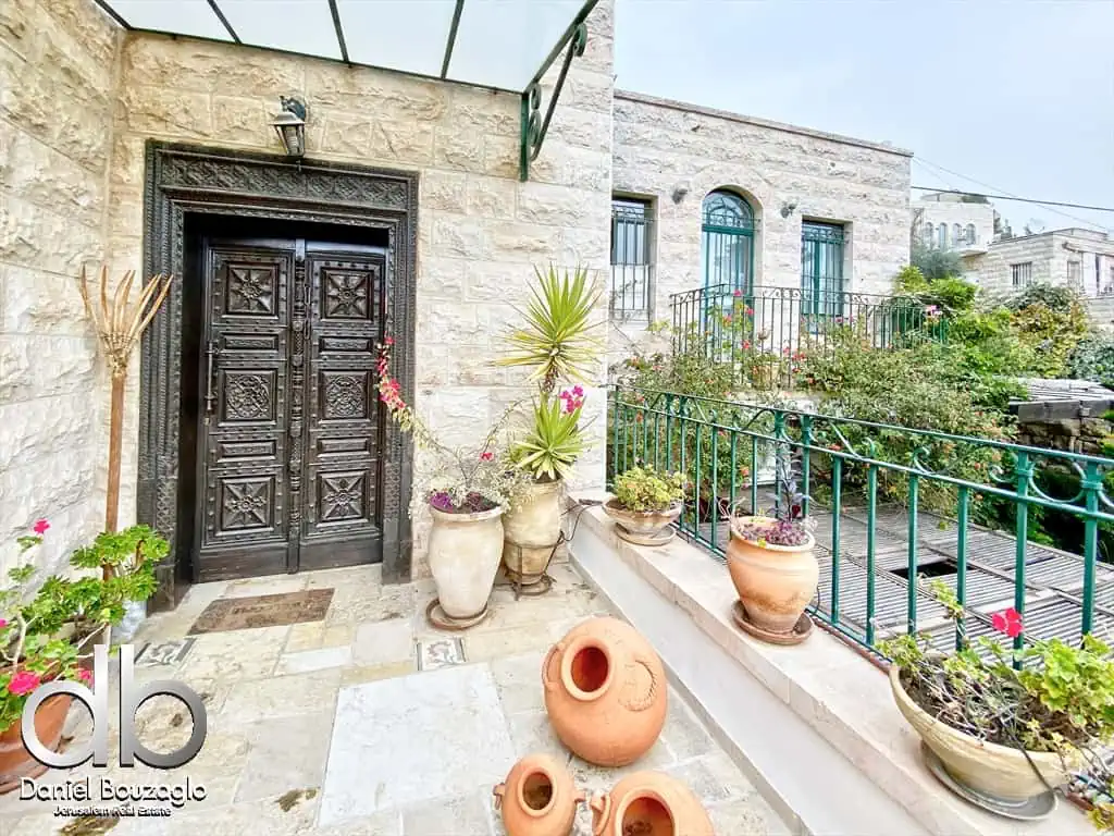 Simtat.Hayaiin.street.Ein.Karem.For.sale