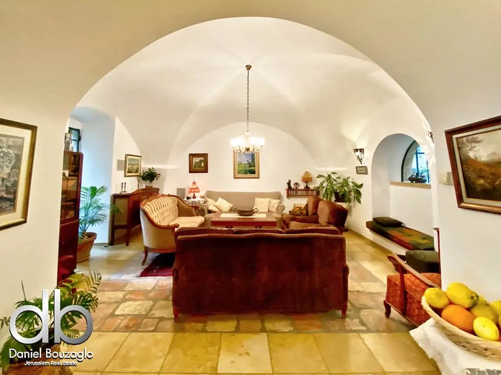 Simtat.Hayaiin.street.Ein.Karem.For.sale