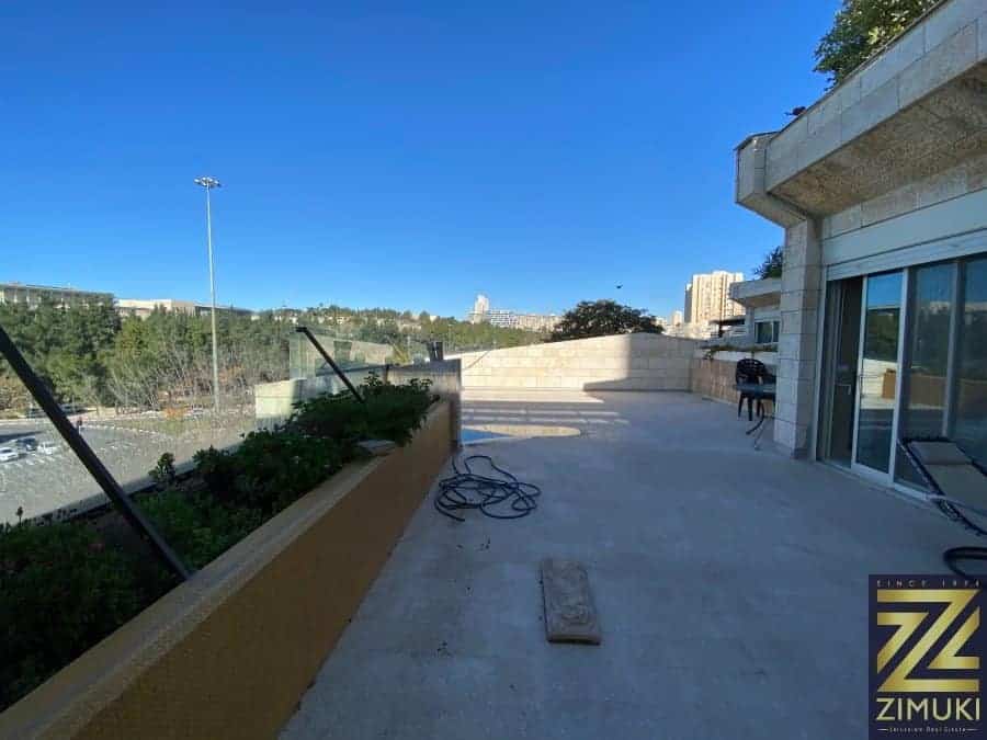 Wolfson.Villa.For.Rent.Rechavia
