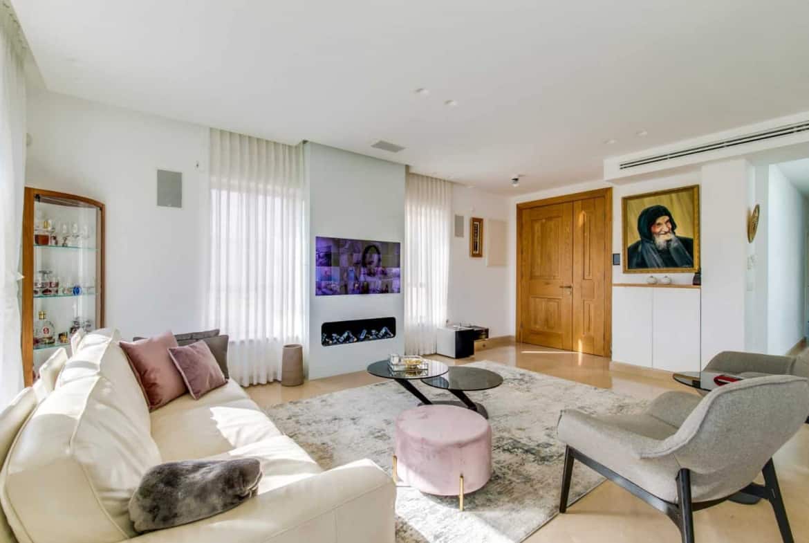 Emek REffaim Penthouse for sale