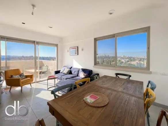 Baka penthouse On Gad street