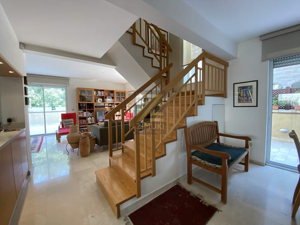 Mini.Penthouse.FOr.sale.in.Baka.by.Harakevet.Road