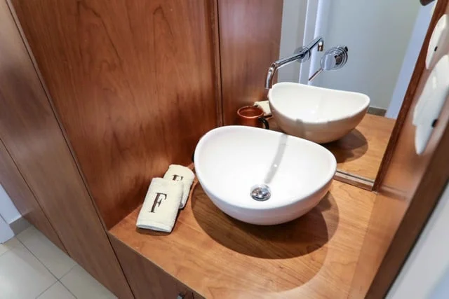 Balfor corner of bartenura street - mini penthouse