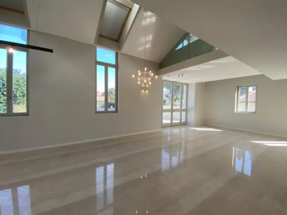 Cremieux.street.Penthouse.4sale