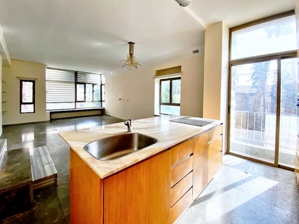 Benjamin.Deisraeli.street.Rental