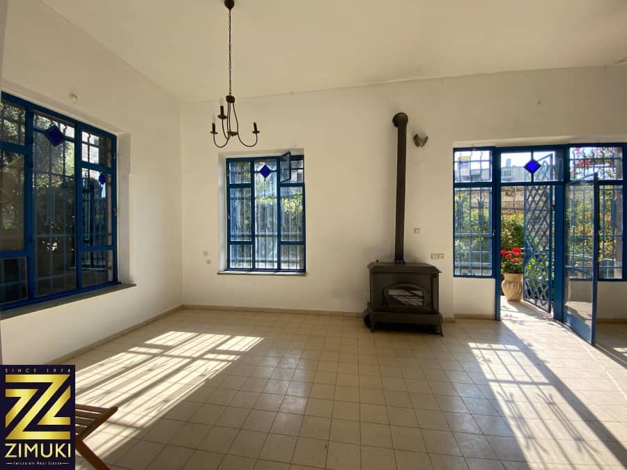 Abu.tor.Large.garden.apt.for.sale.arab.house