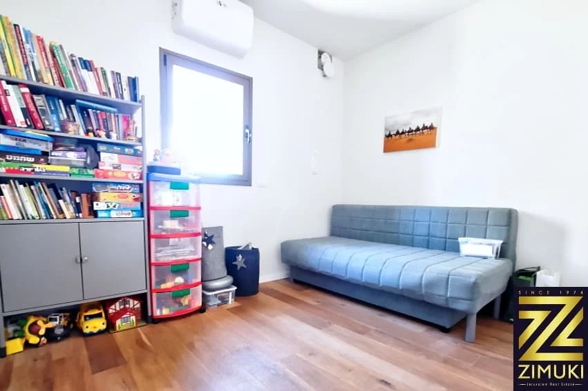 Old.Katamon.2br.furnished.rental