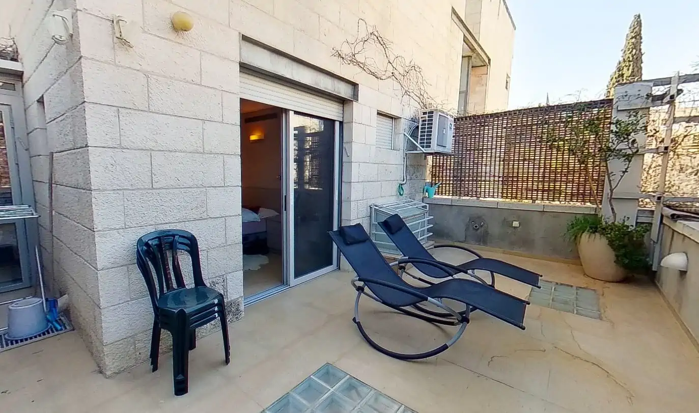 menashe baka_page8_image6 menashe baka