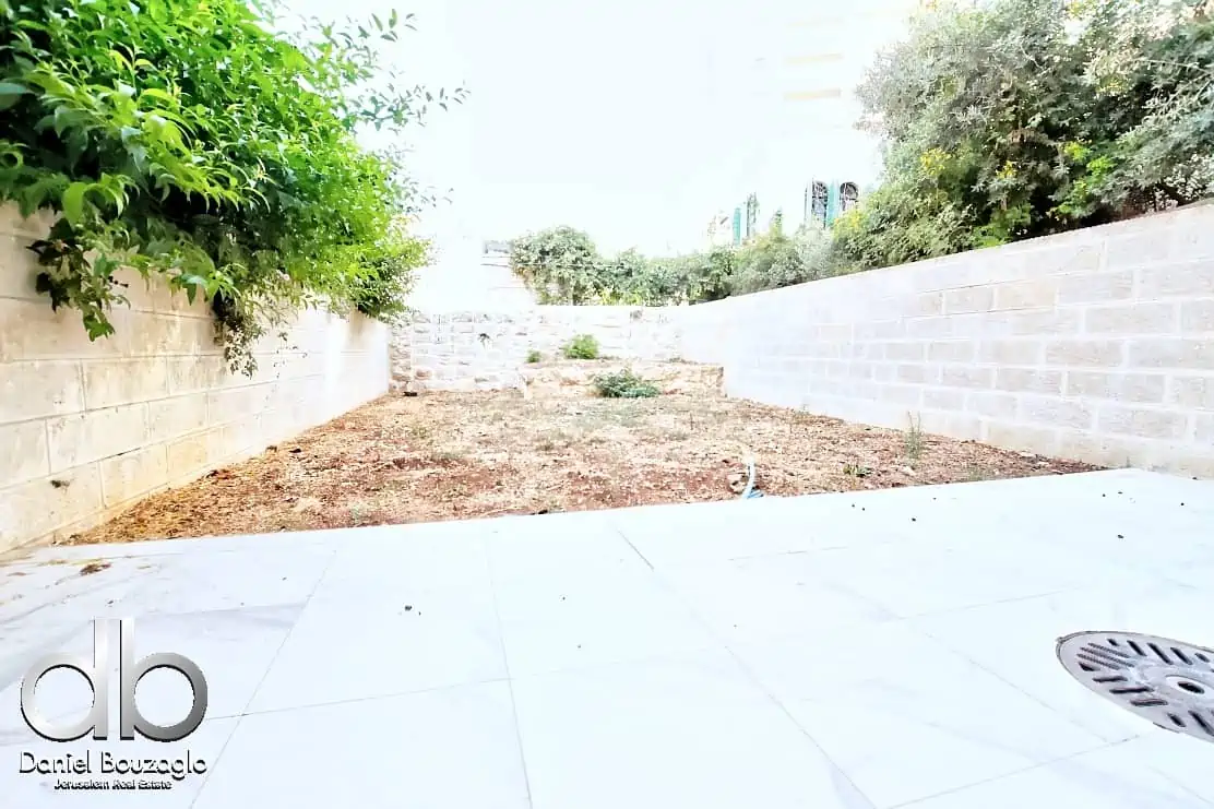 Zamenhuf.garden.apt.JErusalem