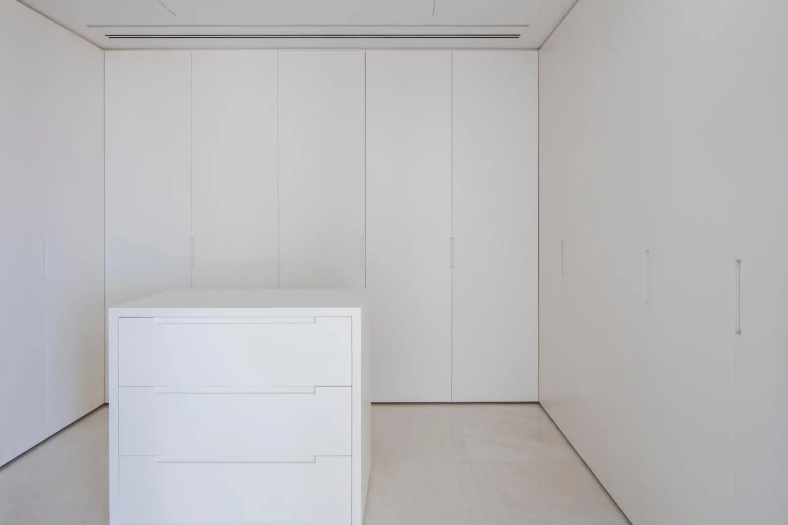 פרוייקט בלו תל אביב קומה שלמה למכירה