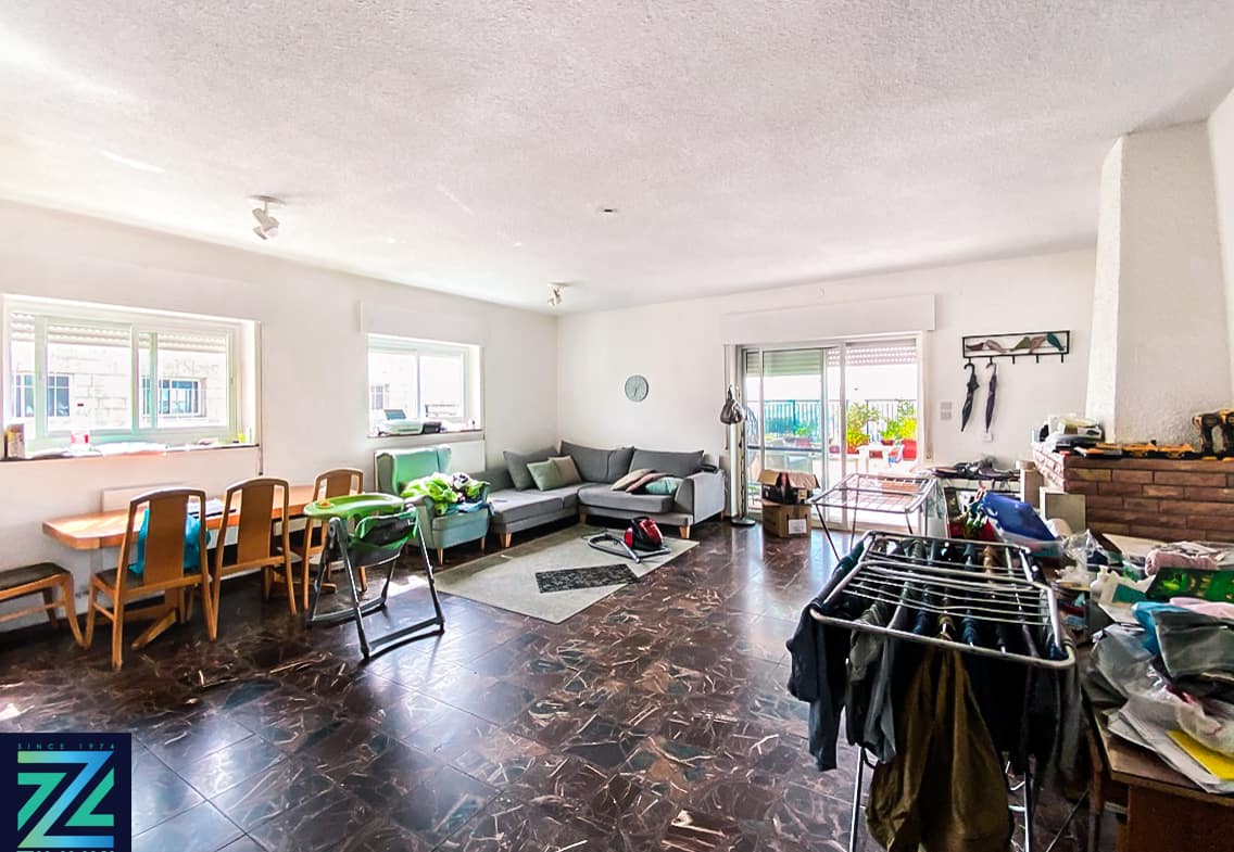 Penthouse on Beni Batira for sale - JLM