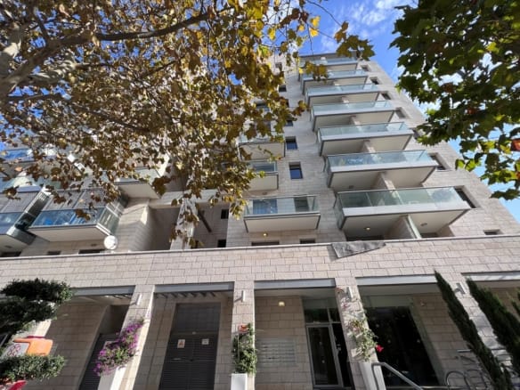 Harav.Agan.street.Penthouse.resale