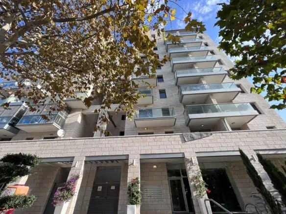 Harav.Agan.street.Penthouse.resale