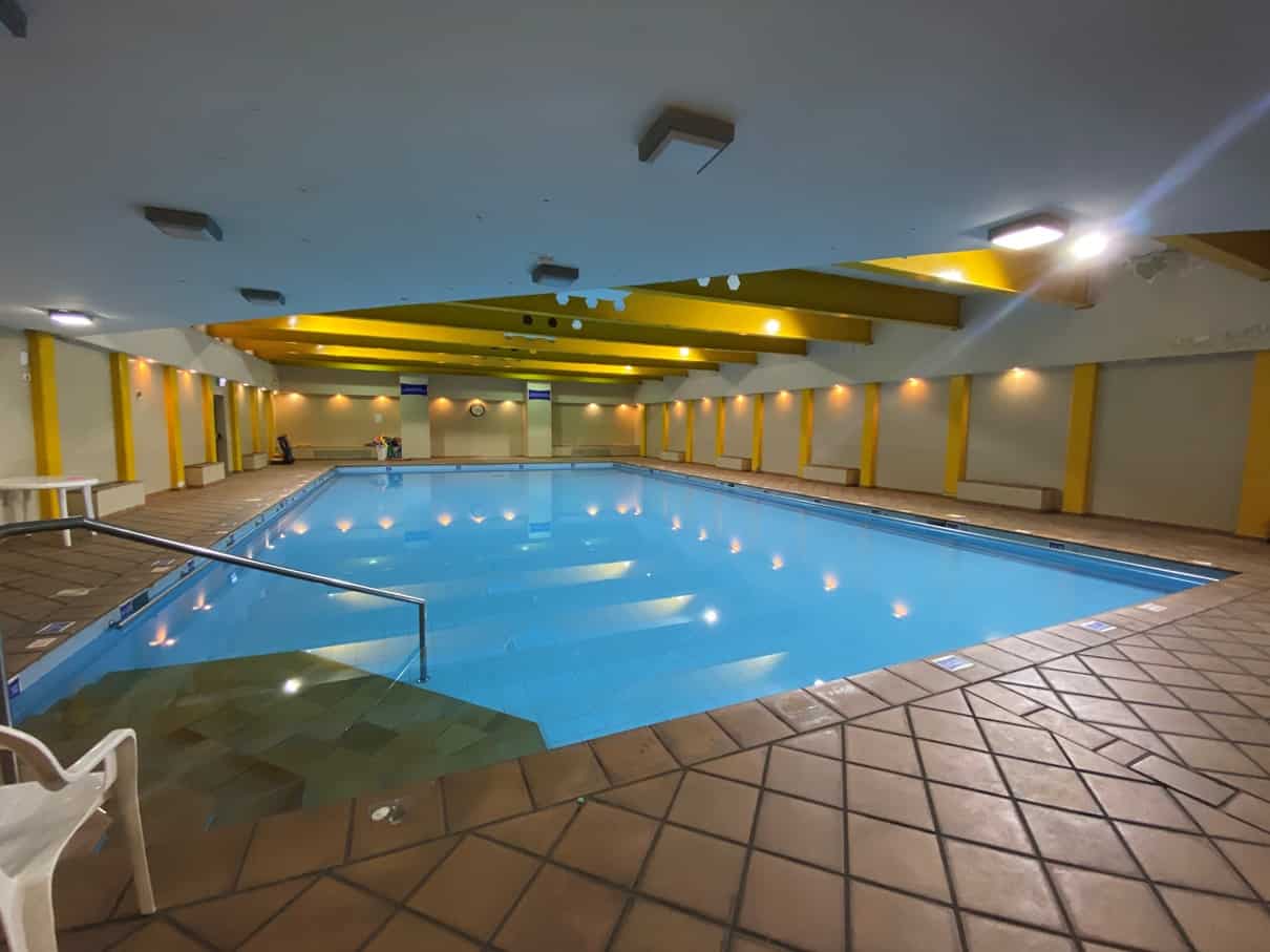 Lev Rechavia swimming pool