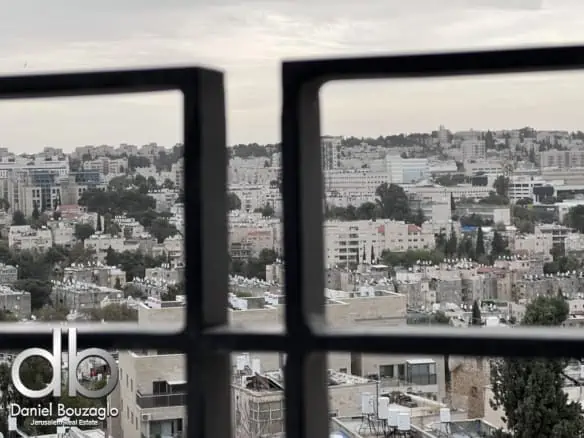 Rabbi.Chalafta.3br.5th floor