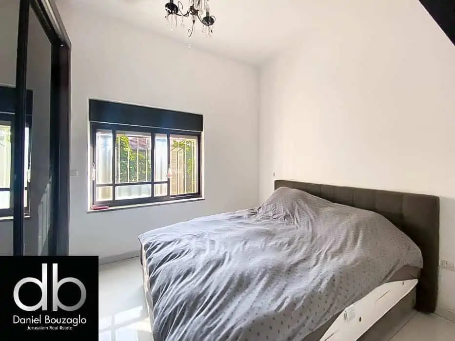 Hilldshaymer.2br.renovated.for