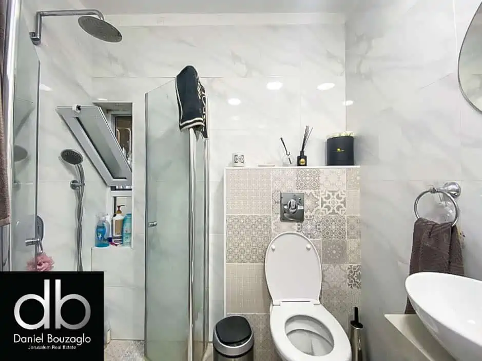 Hilldshaymer.2br.renovated.for