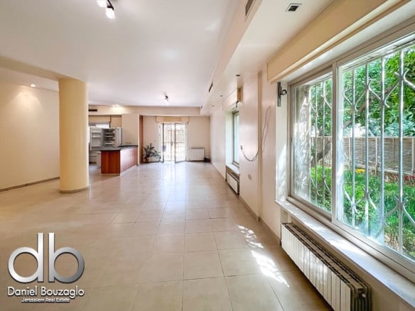 Brener.street.4br.garden.apr (