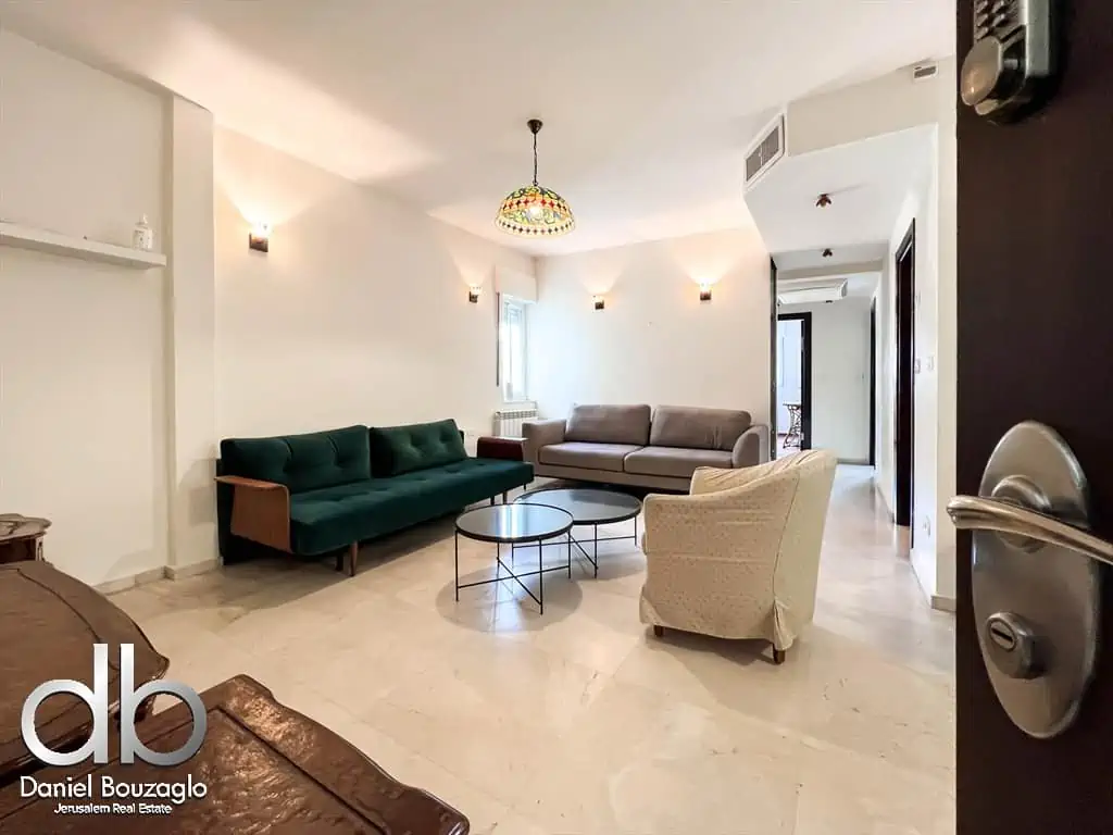 Hamalitz.street.3.5br.rental