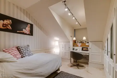 PRIVATE.HOUSE.RECHAVIA