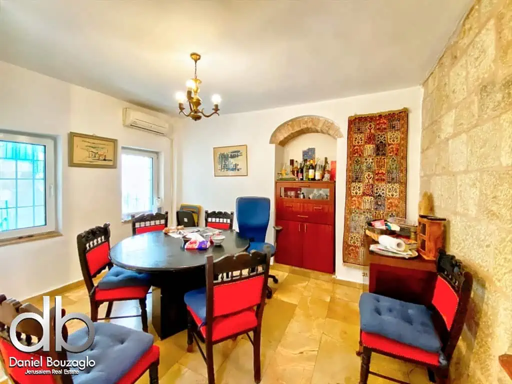 Yemin.Moshe.House.4.sale.Hamevaser