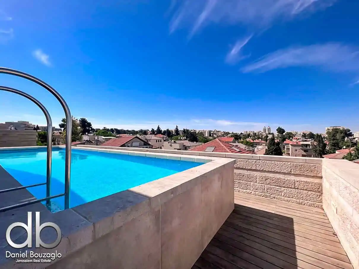 ParkEight.Penthouse.with (2) ParkEight.Penthouse.with