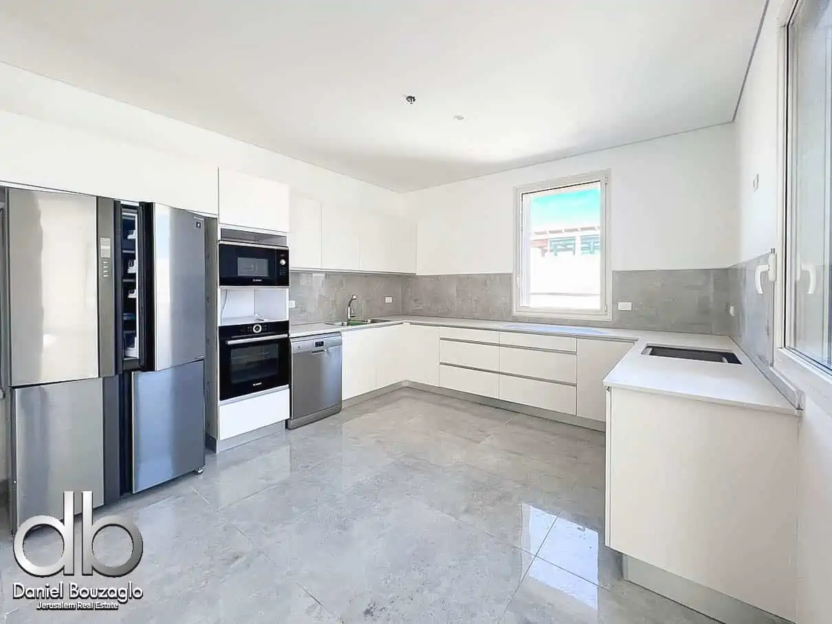 ParkEight.Penthouse.with (6) ParkEight.Penthouse.with