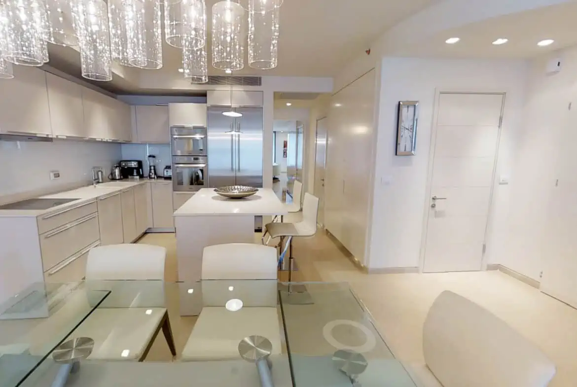 mamila 2br apartment