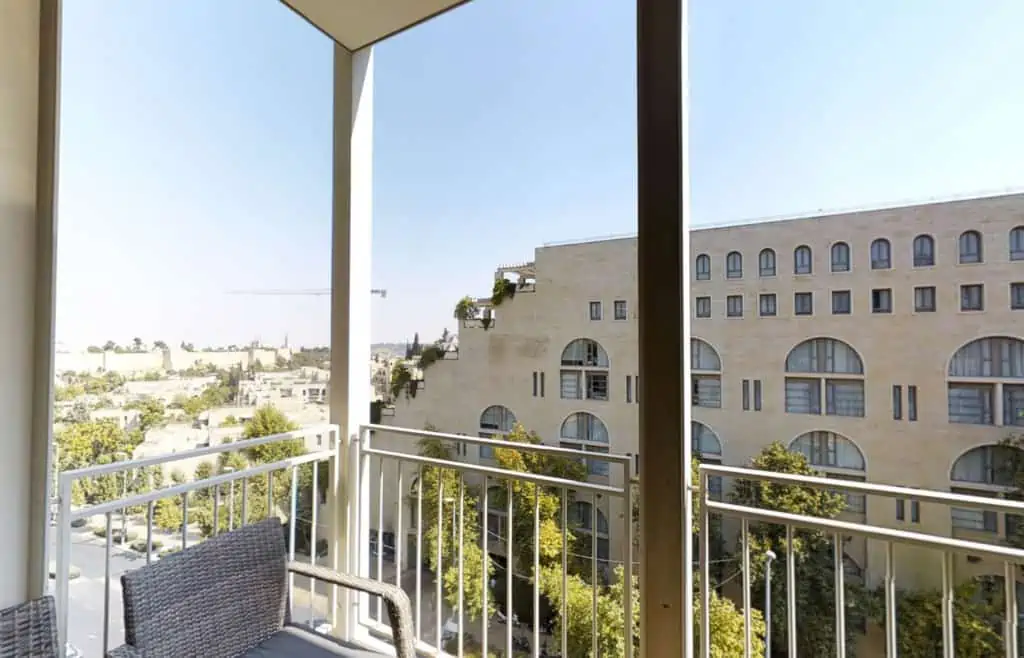 mamila 2br apartment