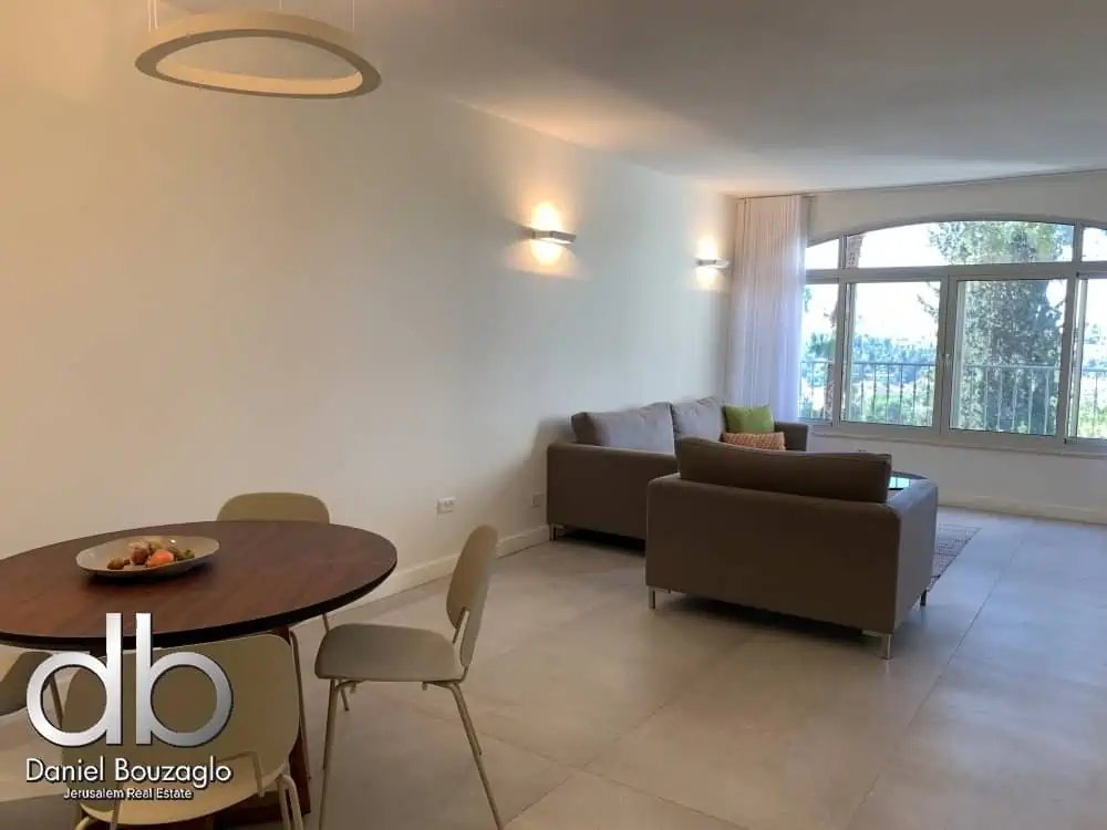 Aminadav.st.abu-tor.jerusalem.3br.rental