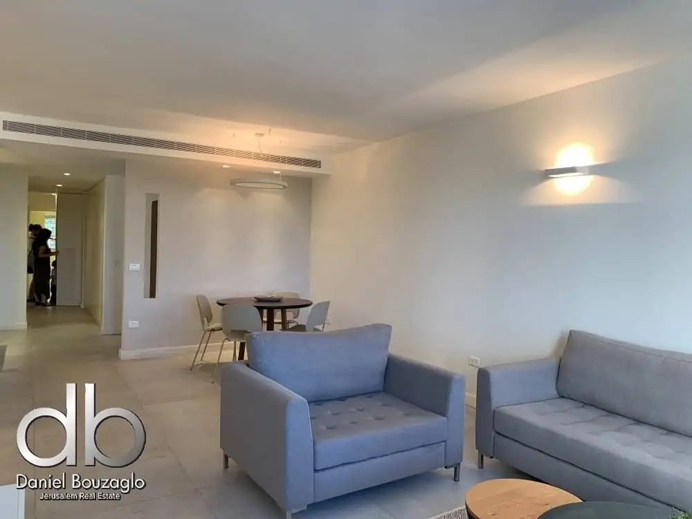 Aminadav.st.abu-tor.jerusalem.3br.rental