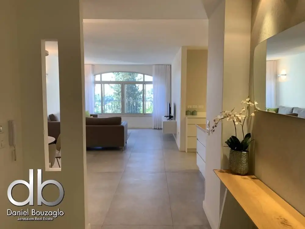 Aminadav.st.abu-tor.jerusalem.3br.rental