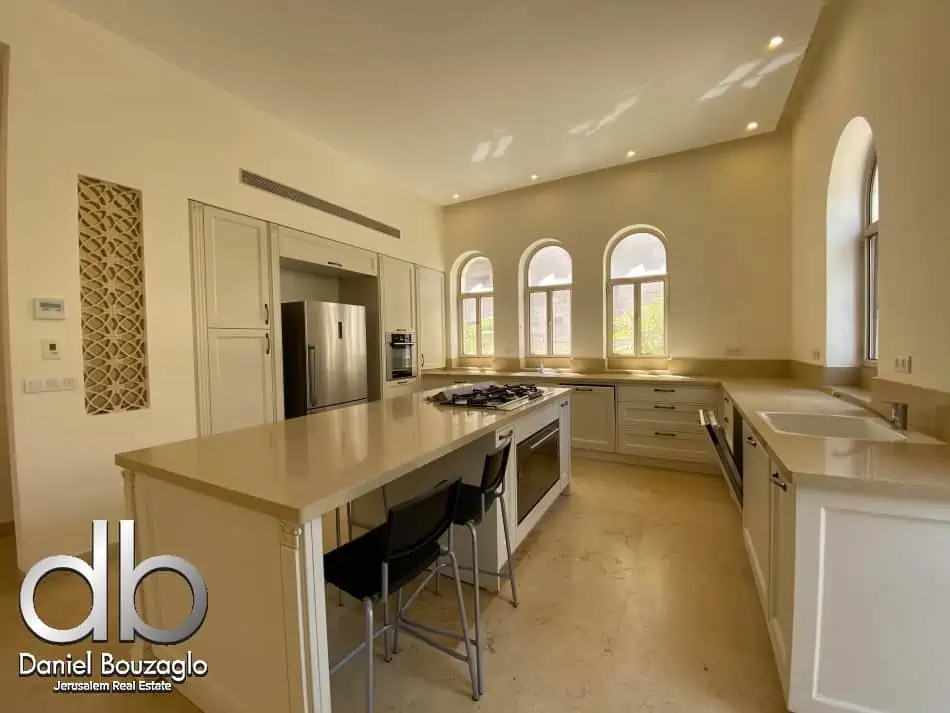 Garden.apartment.for.rent.Baka