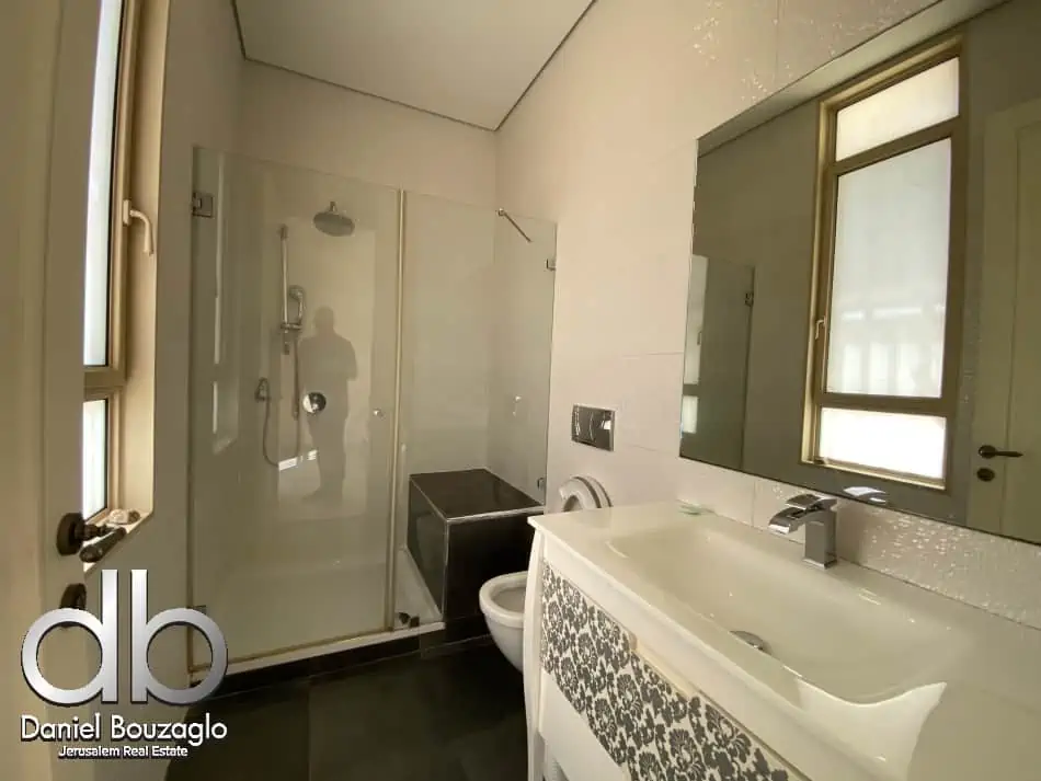 Garden.apartment.for.rent.Baka