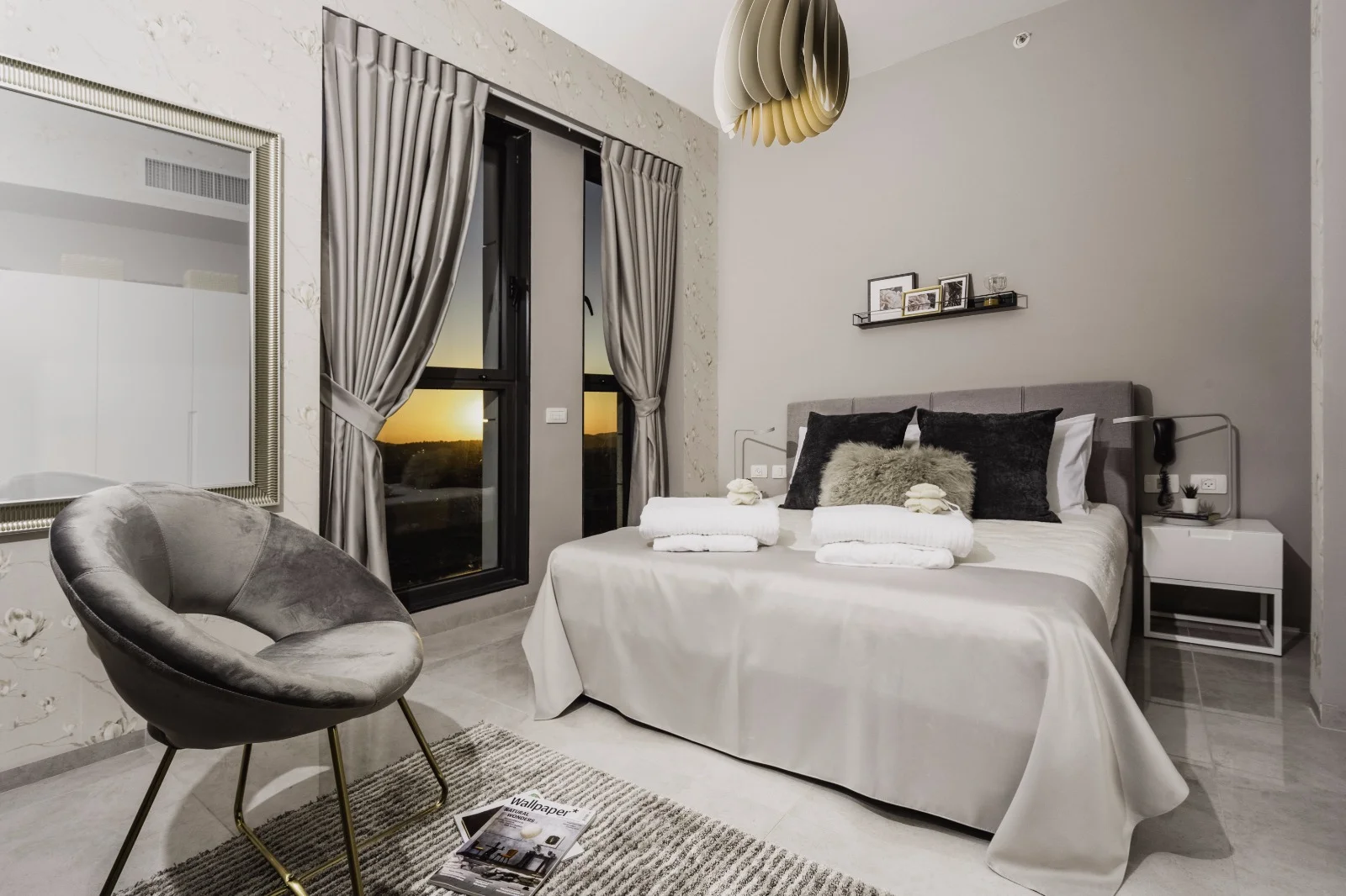 JTOWER.3BR.RESALE