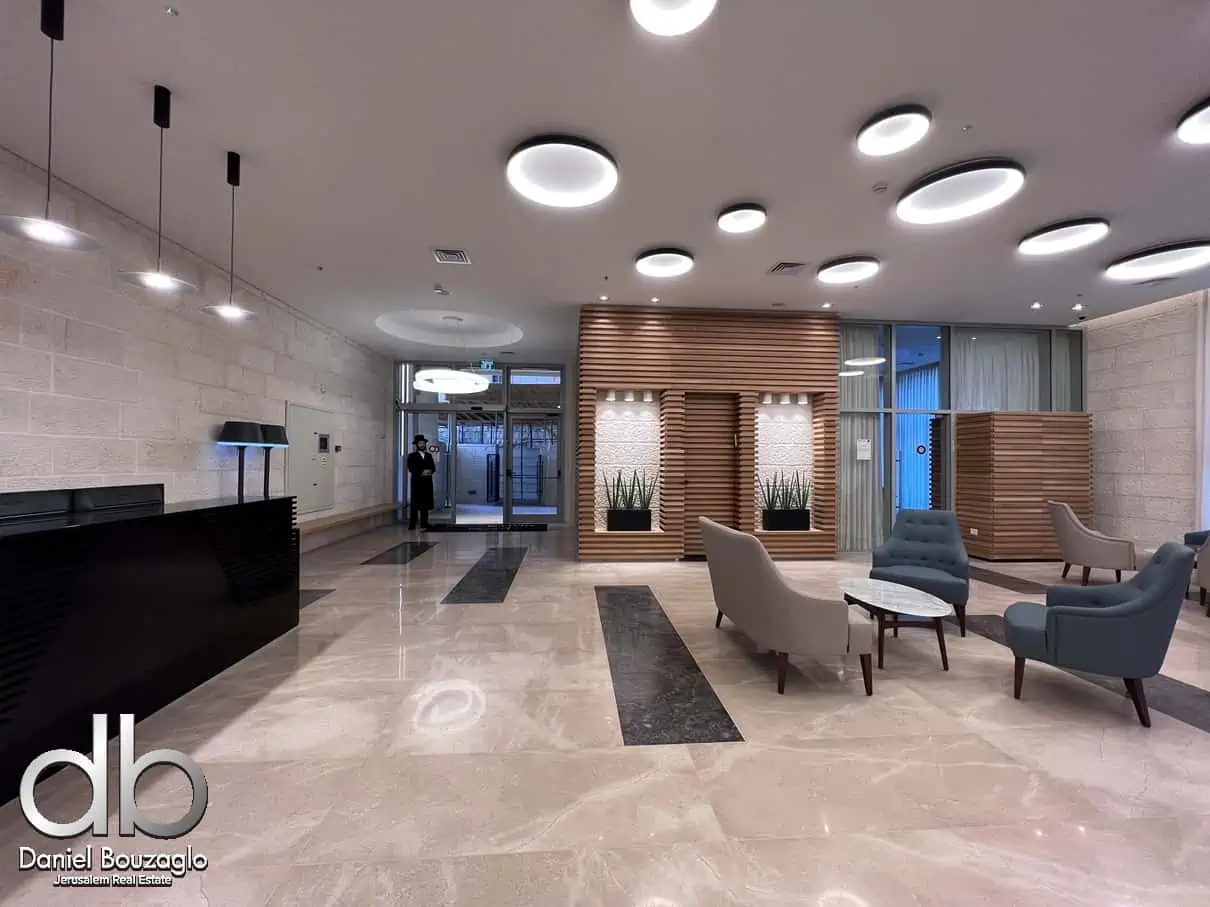 Shalem.Tower.Minipenthouse