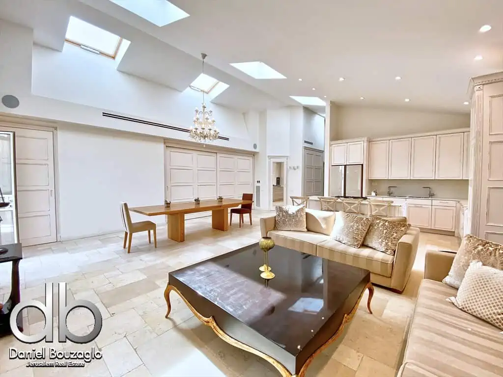 Tzvi.Gretz.street.Penthouse.Templer