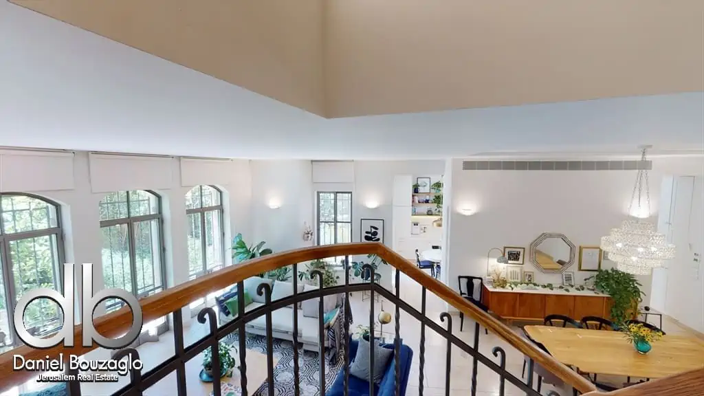 Chizkiyaho Hamelech 400sqm Garden Apartment for sale