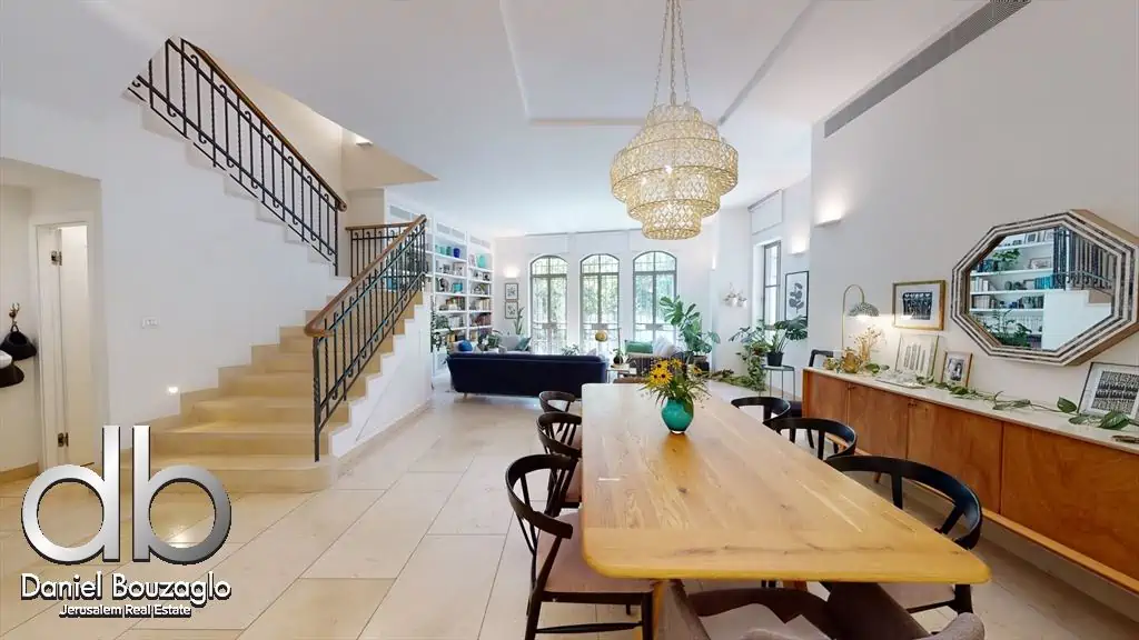 Chizkiyaho Hamelech 400sqm Garden Apartment for sale